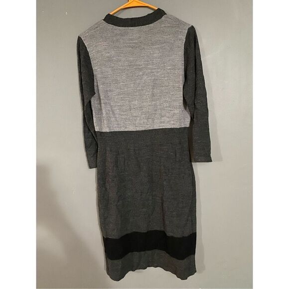Connected Apparel Sweater Dress Size Small - Picture 2 of 5